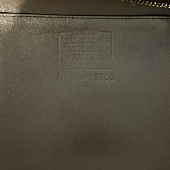 SOLD - COACH VINTAGE ONE SHOULDER BUCKET BAG - 9953 - Picture 9 of 9